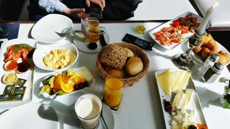 Why Choose Our Breakfast Catering Service?