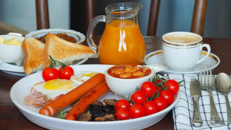 Fresh and Hot Breakfast Dishes