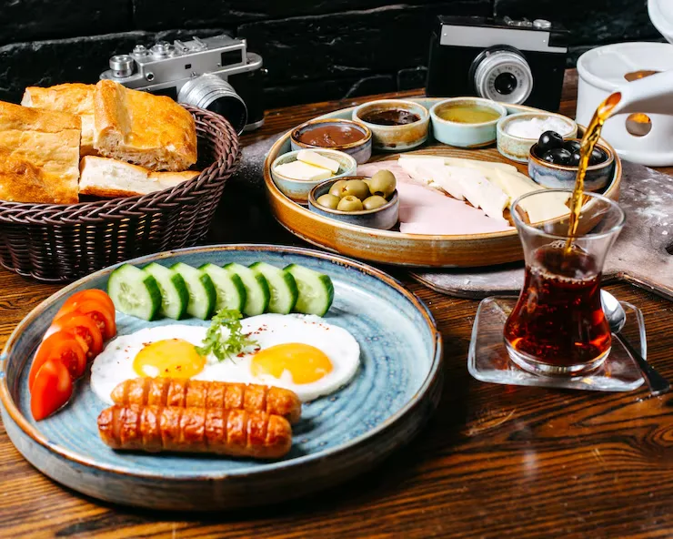 Hot and Cold Breakfast Dishes