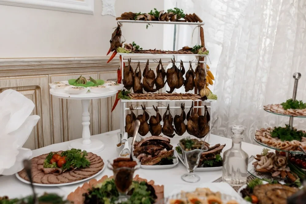 Themed Decor and Presentation
